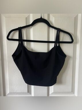 halara sports bra/cropped tank top tagged
